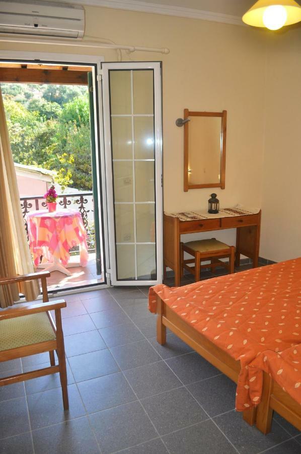 Holiday Apartment Yannis On The Beach Of Agios Gordios In Corfu 外观 照片