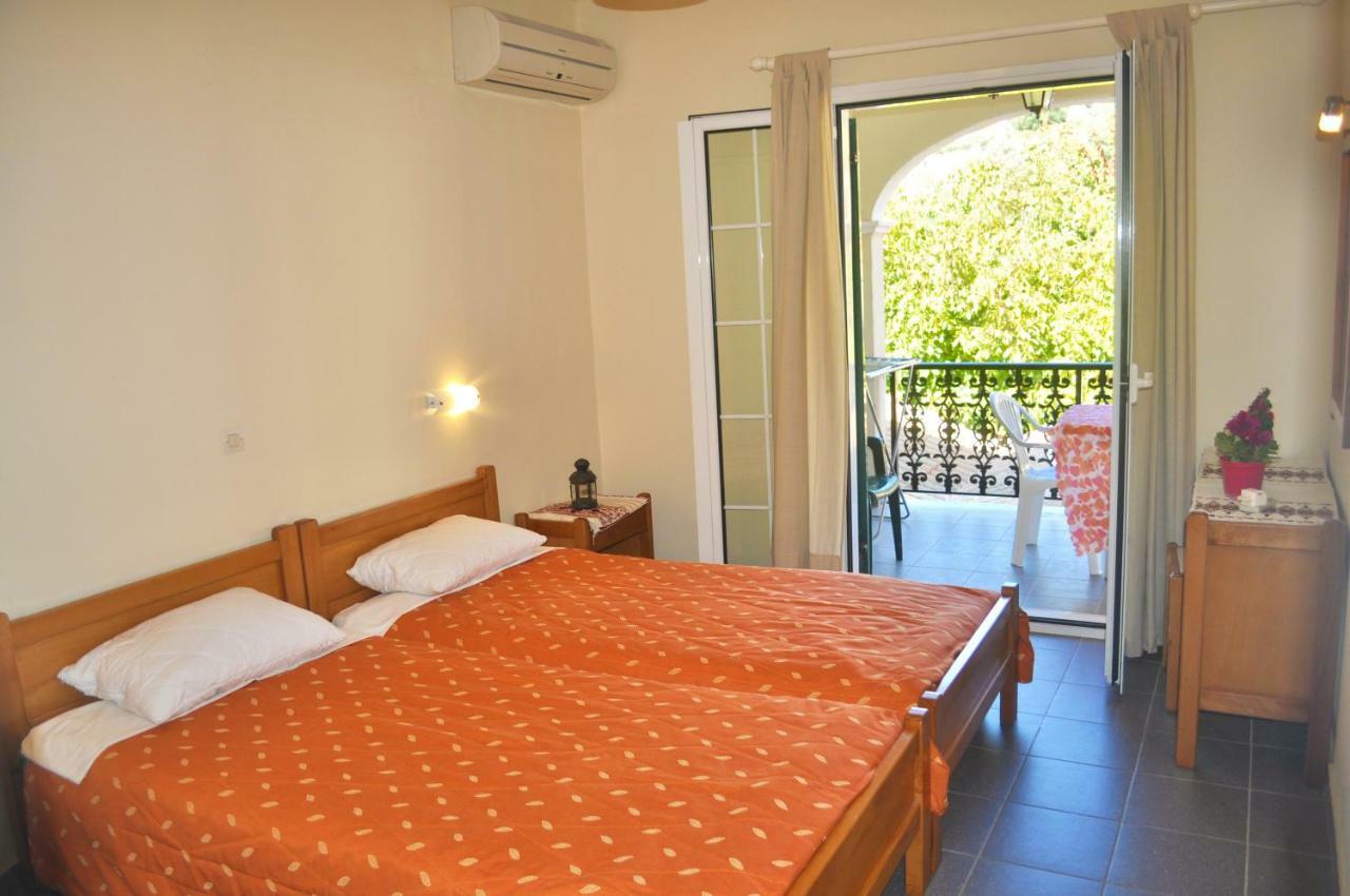 Holiday Apartment Yannis On The Beach Of Agios Gordios In Corfu 外观 照片